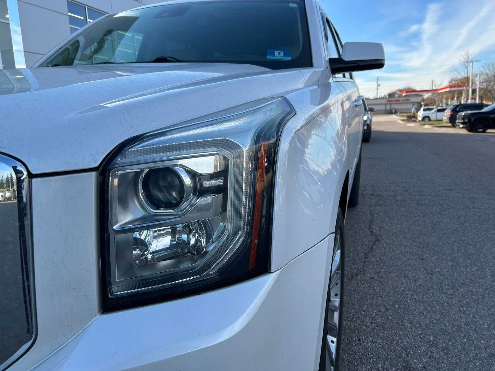 Thumbnail: 2016 GMC Yukon - 28