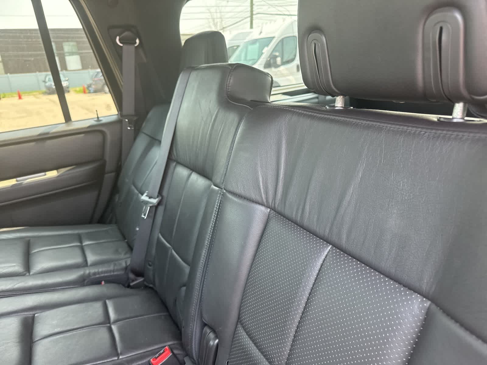 Thumbnail: 2008 Lincoln Navigator - 29