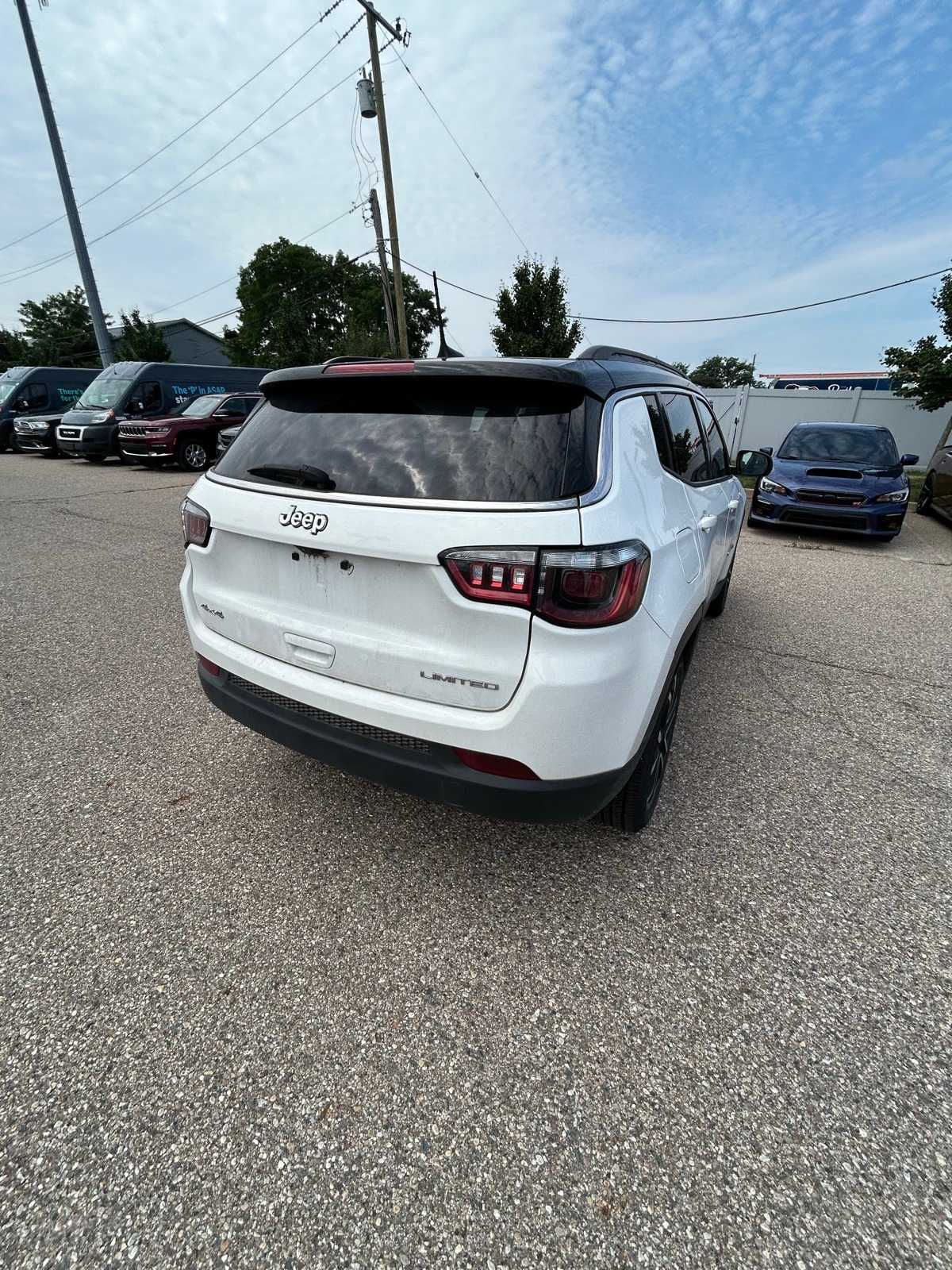 Thumbnail: 2022 Jeep Compass - 16