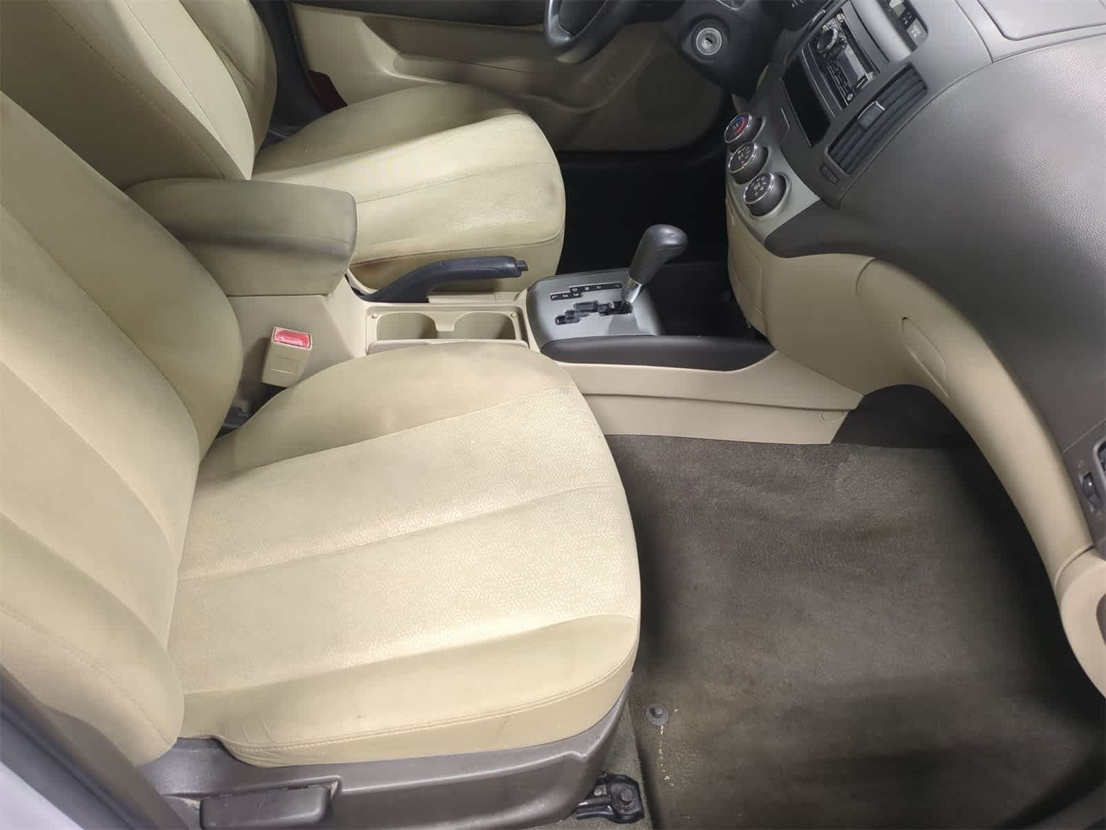 Thumbnail: 2010 Hyundai Elantra - 22