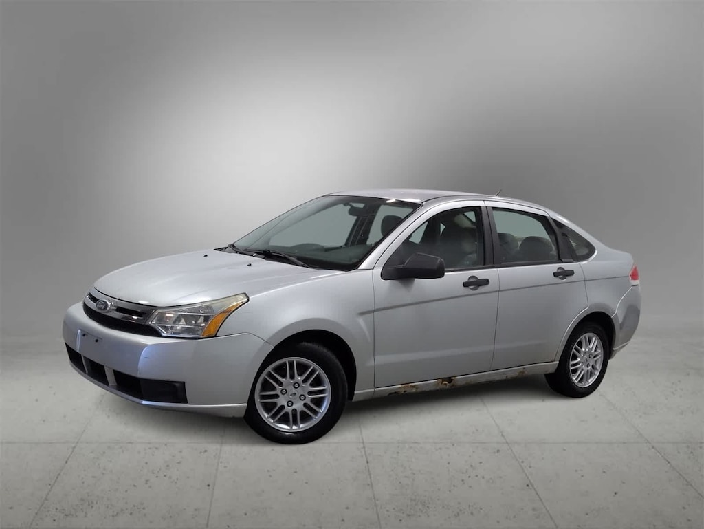 Used 2010 Ford Focus SE Sedan