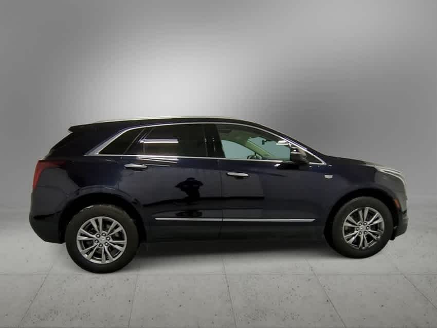 Thumbnail: 2021 Cadillac XT5 - 9