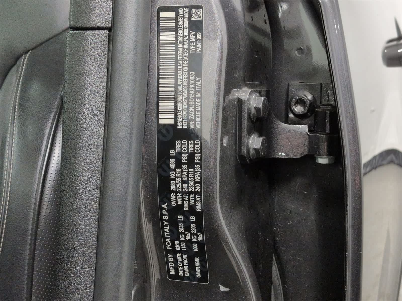 Thumbnail: 2019 Jeep Renegade - 36