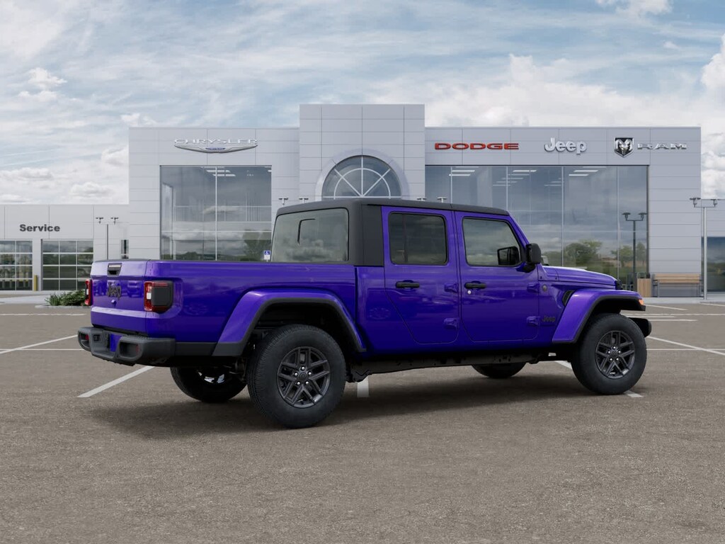 New 2026 Jeep Gladiator Sport S Pickup