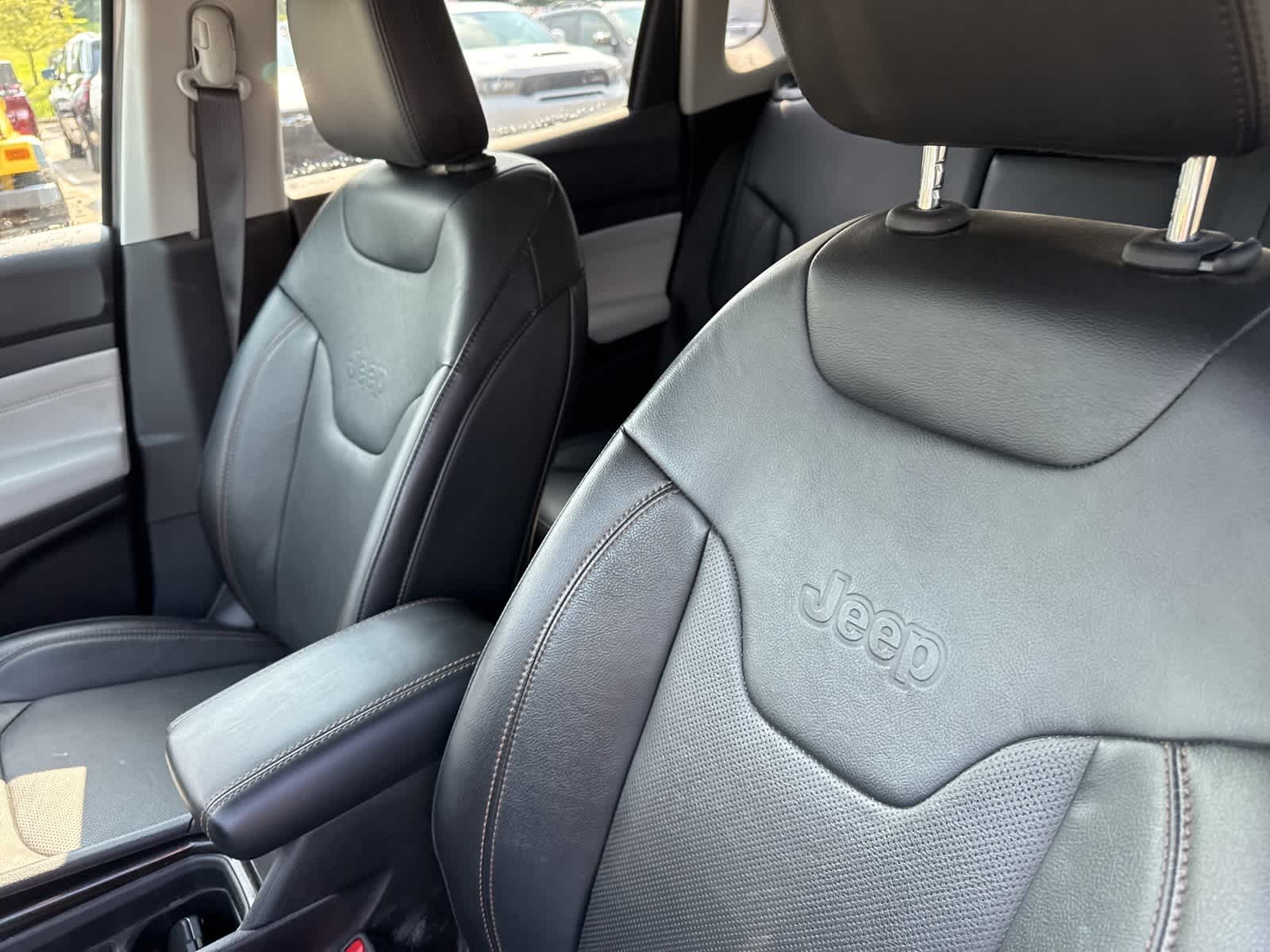 Thumbnail: 2022 Jeep Compass - 28