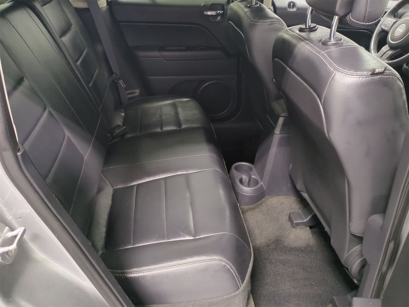 Thumbnail: 2015 Jeep Patriot - 21