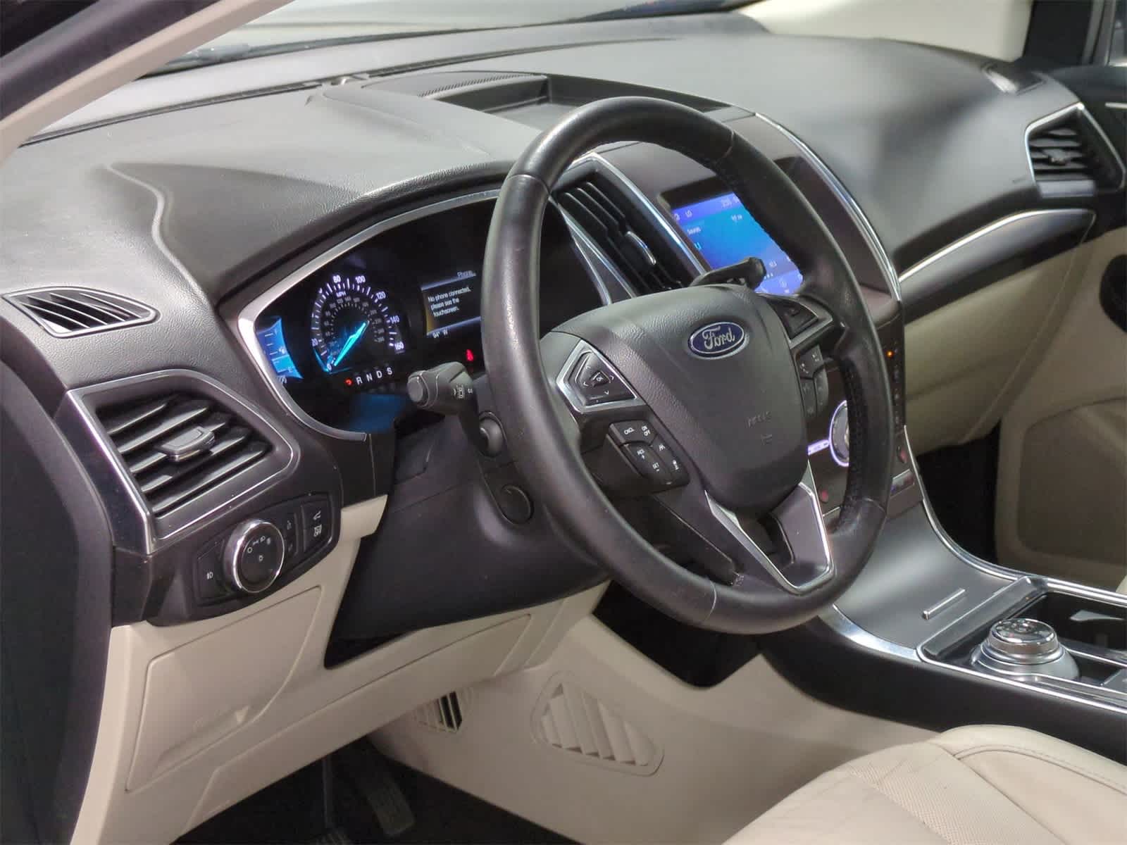 Thumbnail: 2020 Ford Edge - 10