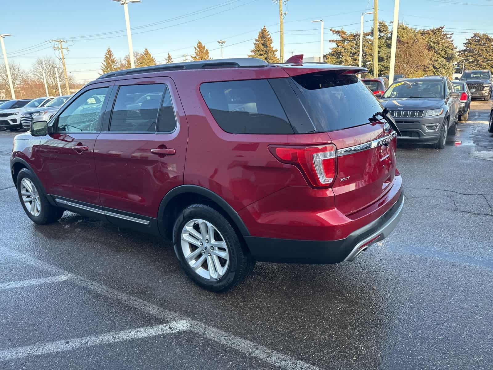 Thumbnail: 2017 Ford Explorer - 19