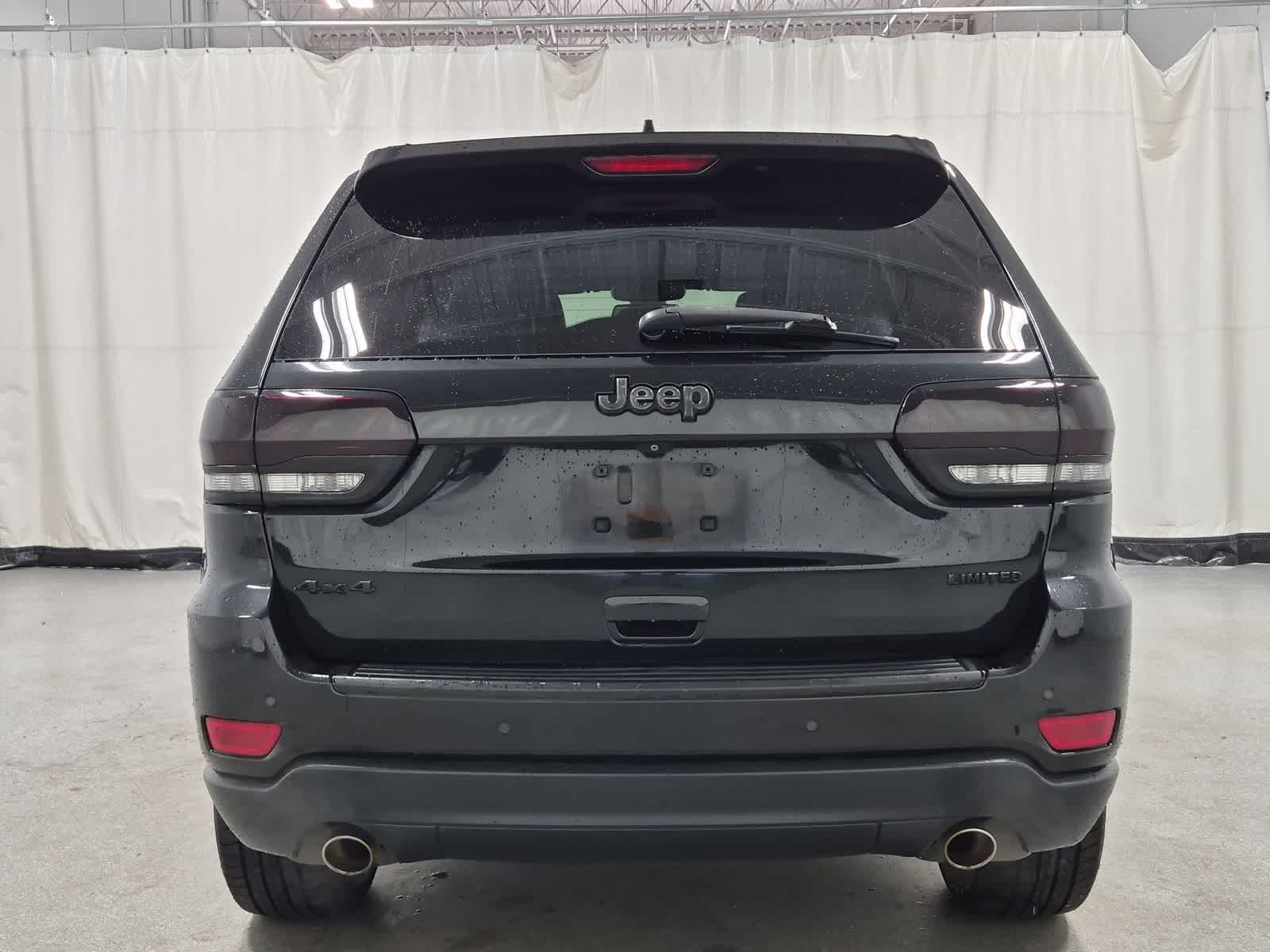 Thumbnail: 2014 Jeep Grand Cherokee - 13