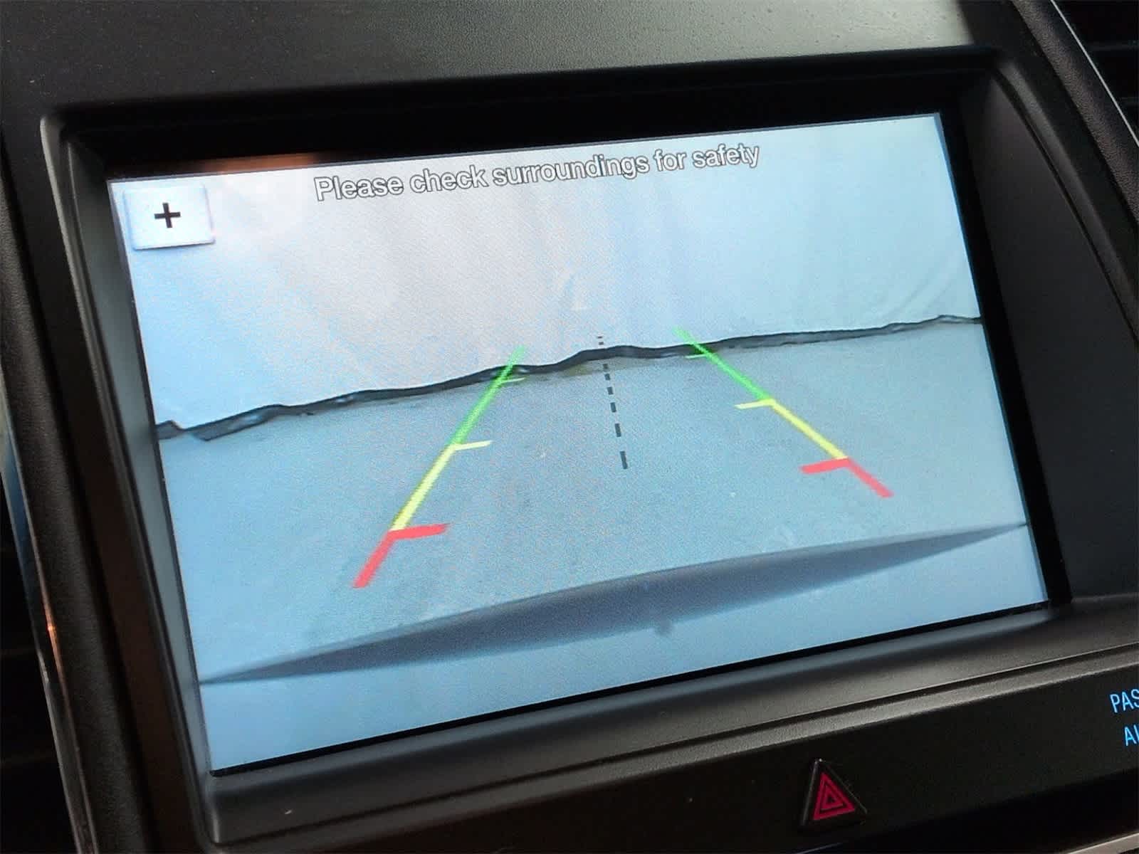 Thumbnail: 2016 Ford Taurus - 32