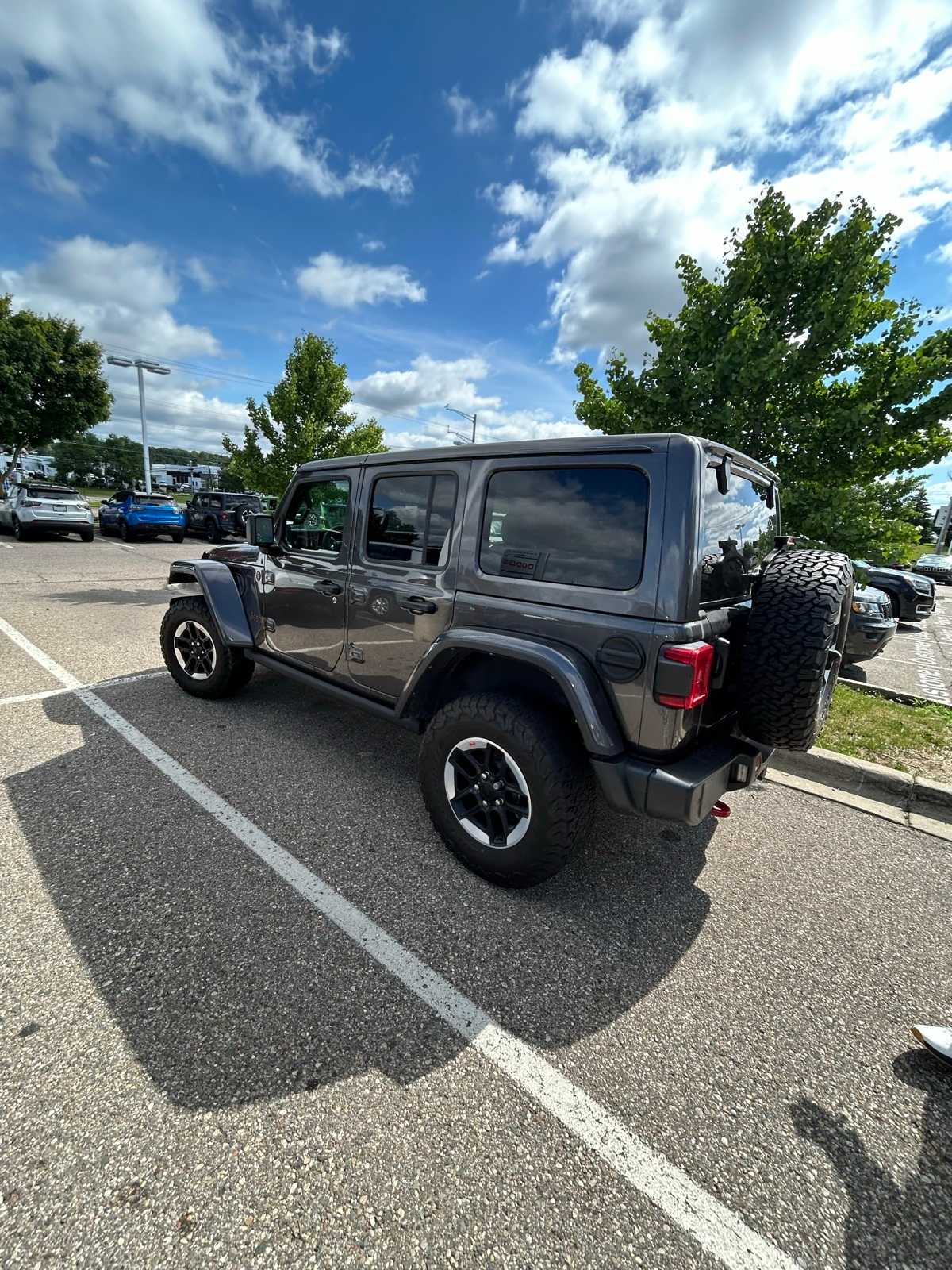 Thumbnail: 2021 Jeep Wrangler - 27