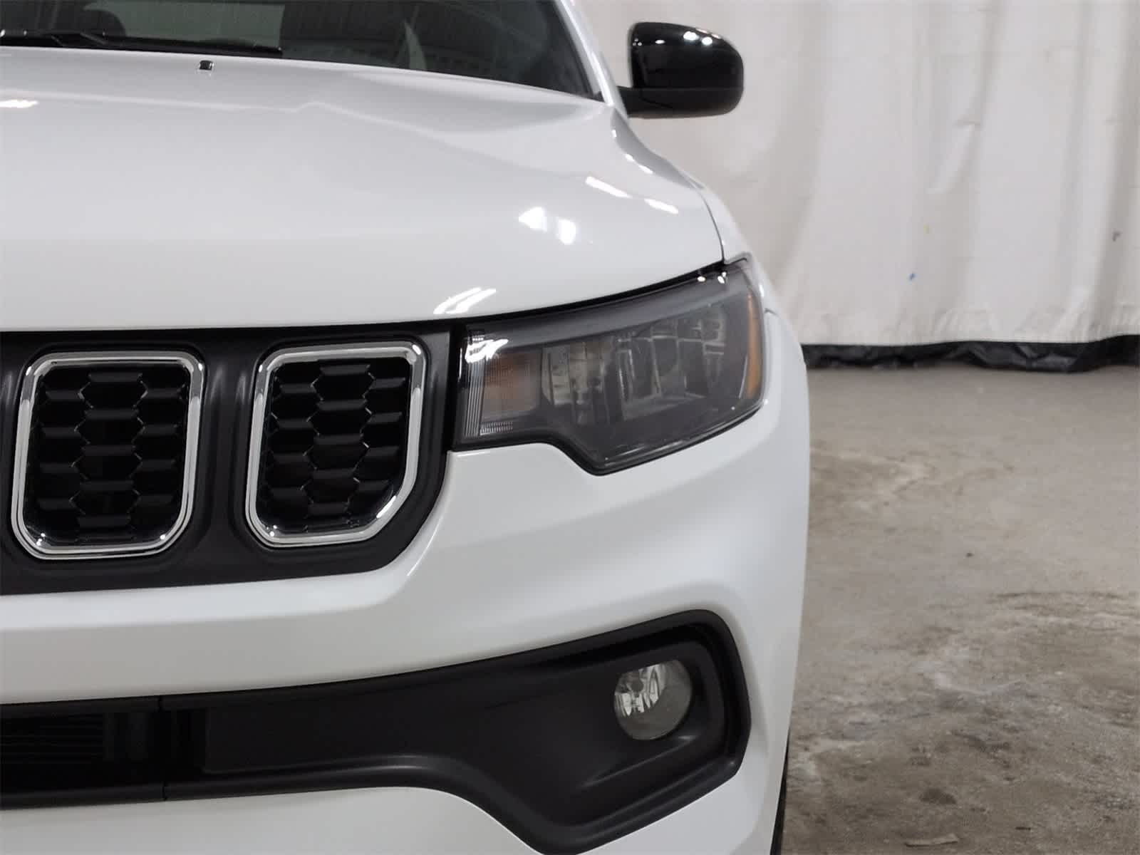 Thumbnail: 2025 Jeep Compass - 11