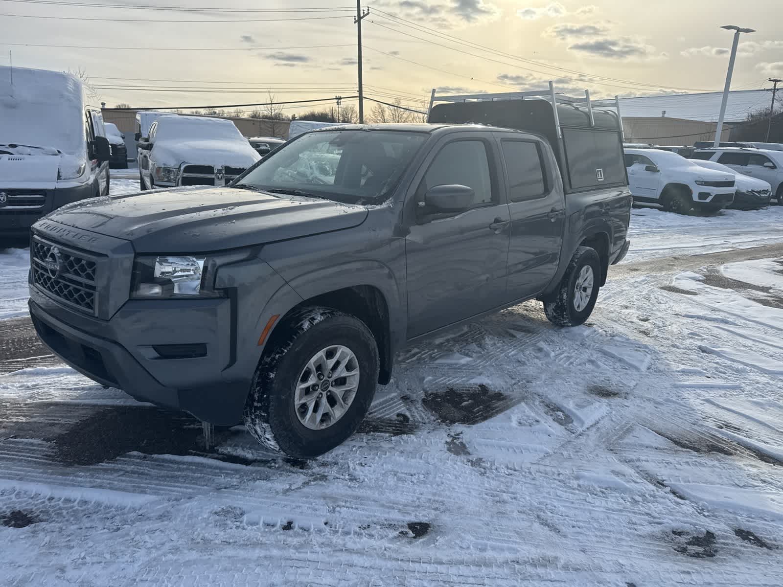 Thumbnail: 2024 Nissan Frontier - 18