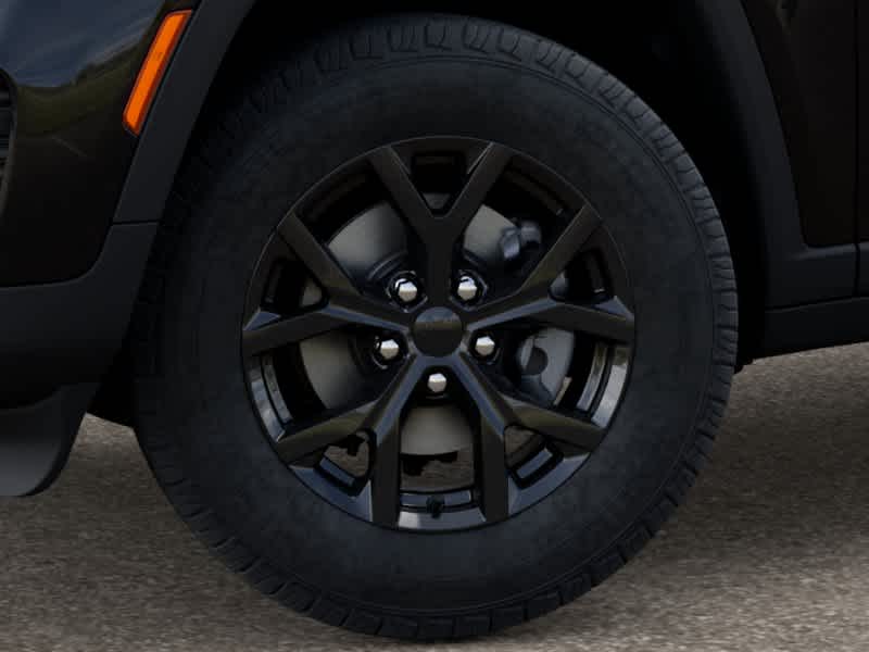 Thumbnail: 2025 Jeep Grand Cherokee - 8