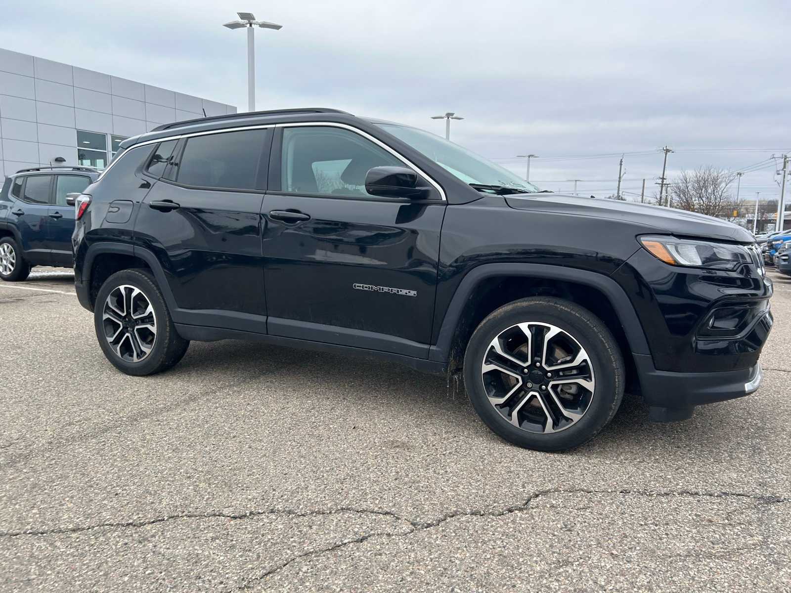 Thumbnail: 2022 Jeep Compass - 7