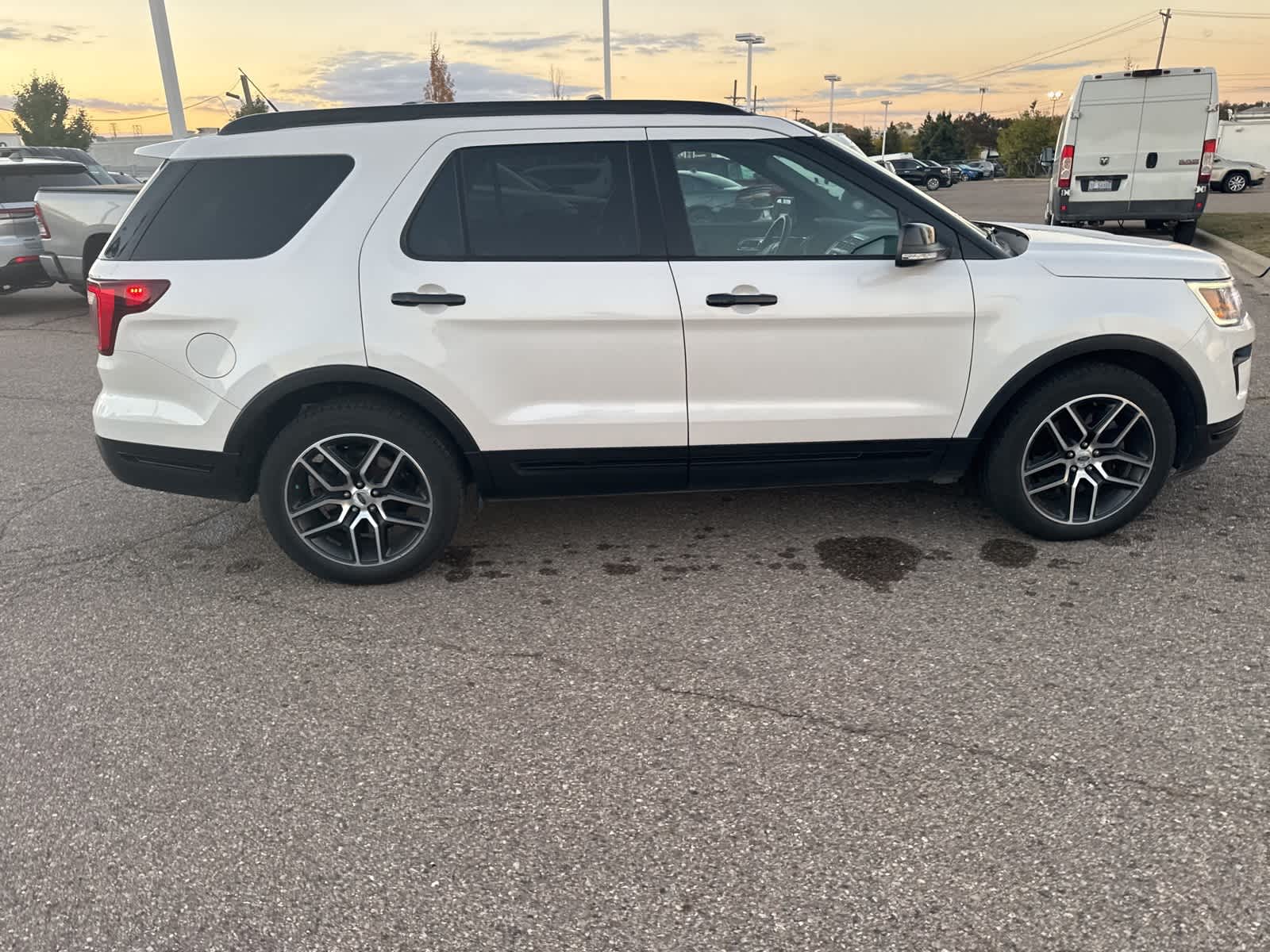 Thumbnail: 2019 Ford Explorer - 14