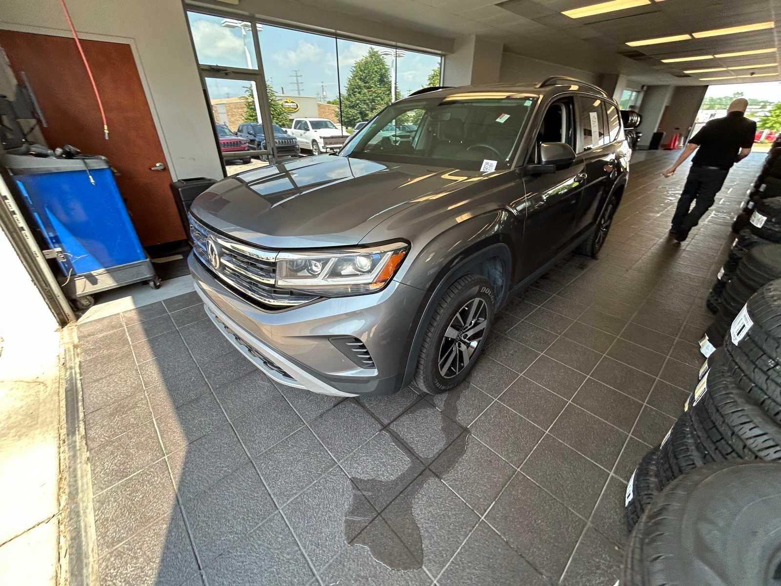 2022 Volkswagen Atlas SE photo 4