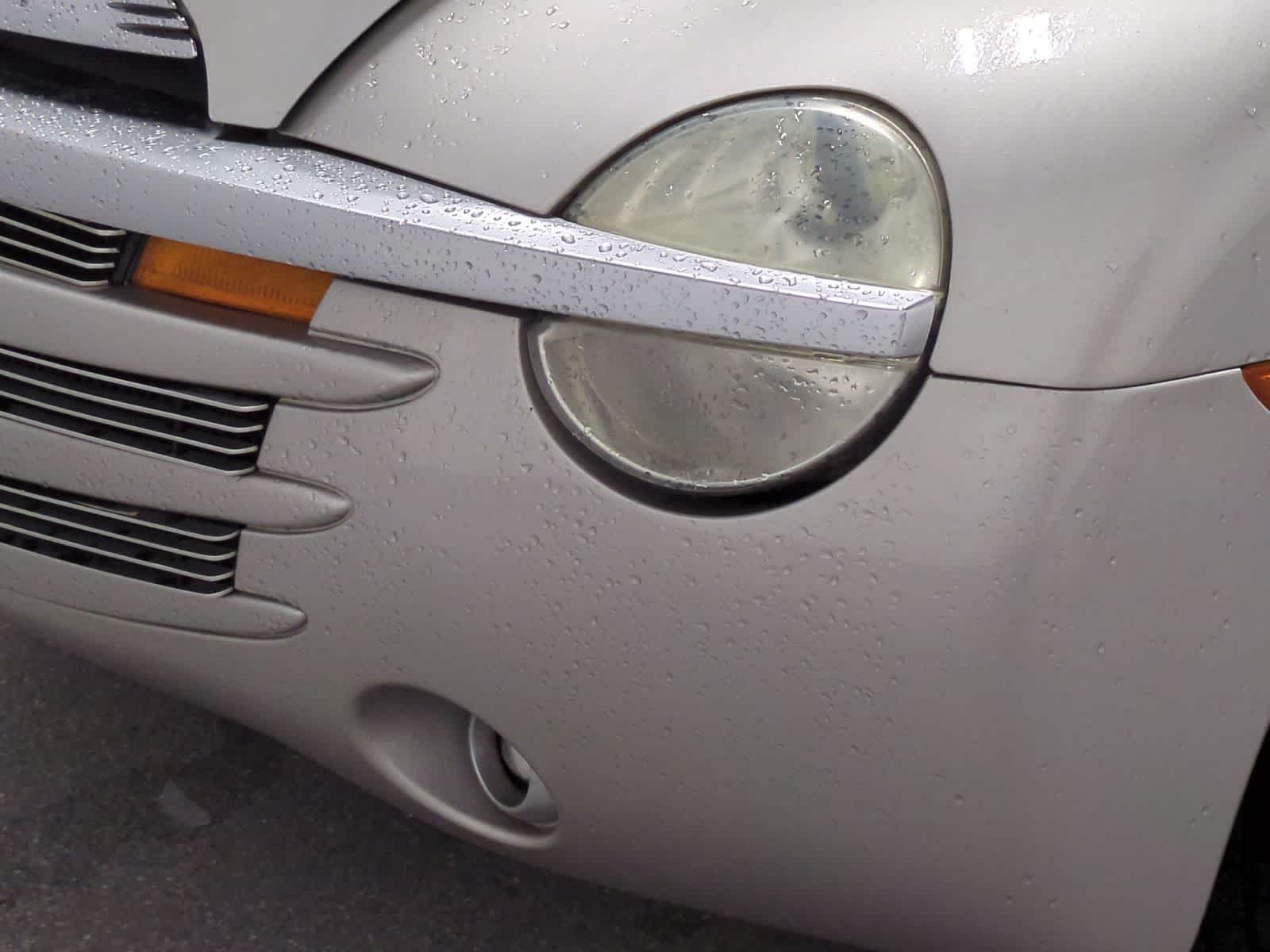 Thumbnail: 2005 Chevrolet SSR - 12