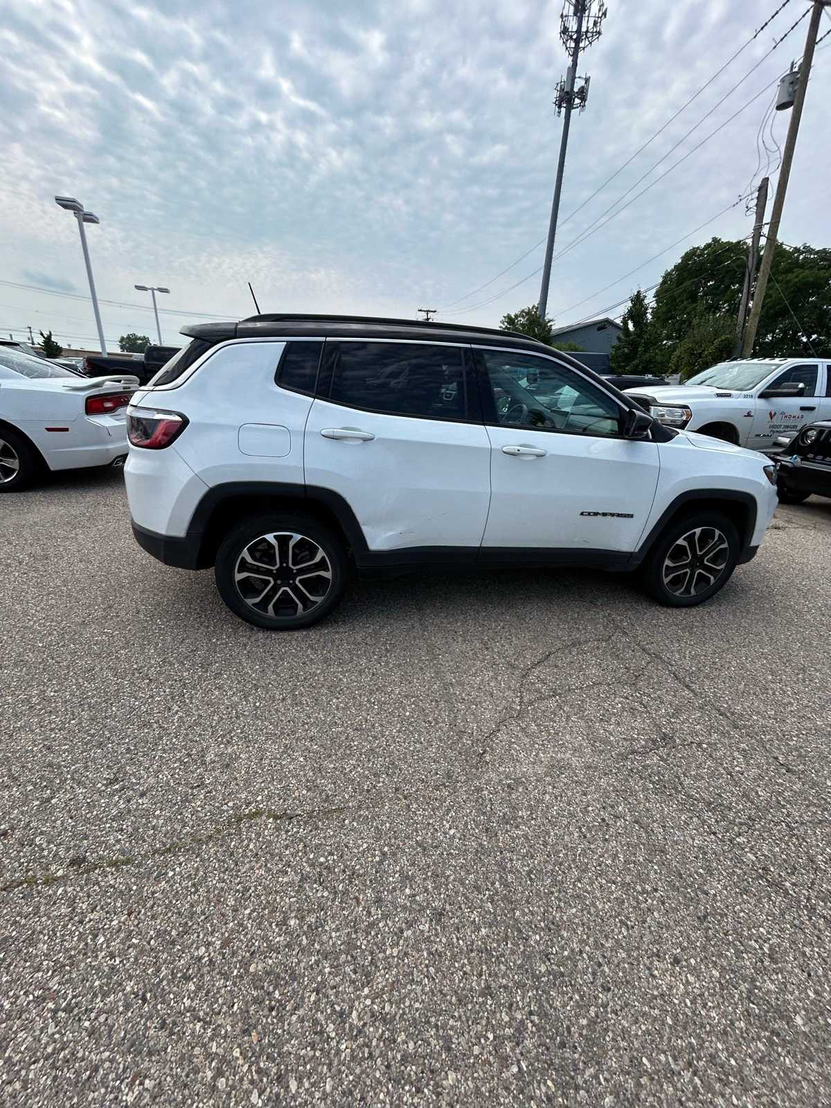 Thumbnail: 2022 Jeep Compass - 14