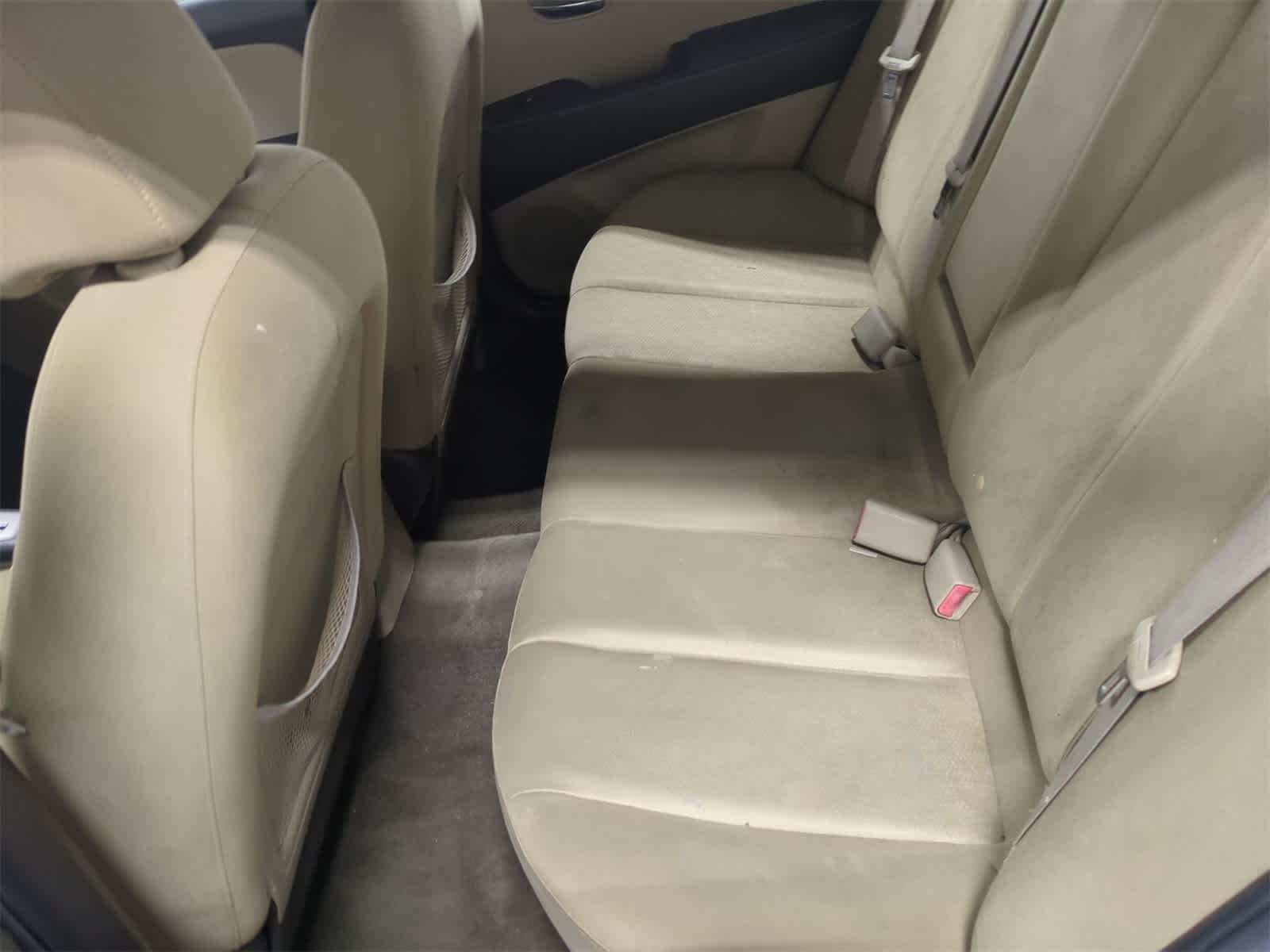 Thumbnail: 2010 Hyundai Elantra - 20