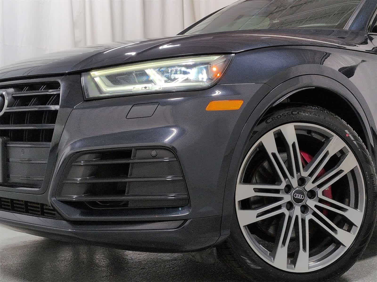 Thumbnail: 2019 Audi SQ5 - 11