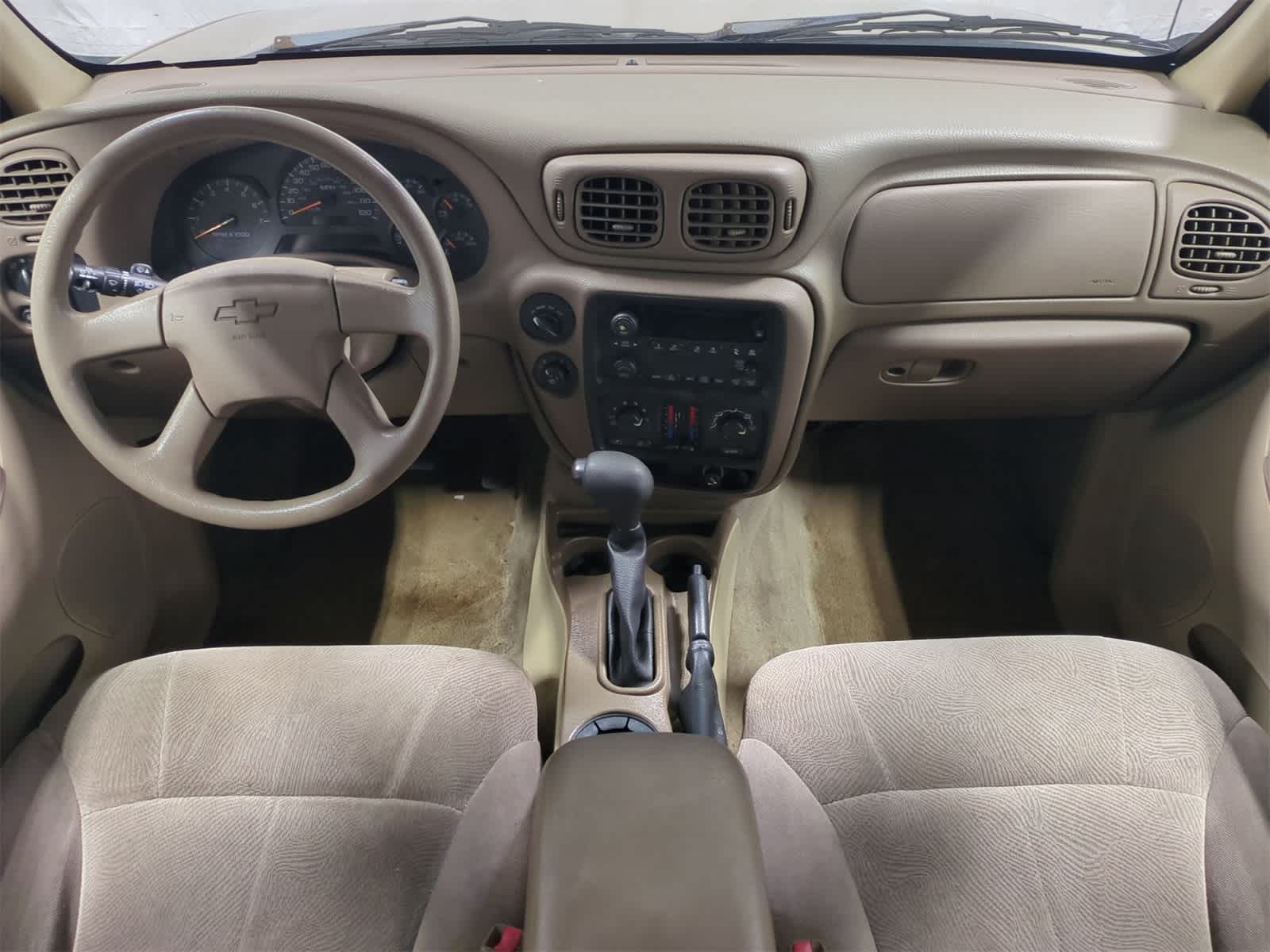 Thumbnail: 2004 Chevrolet TrailBlazer - 15