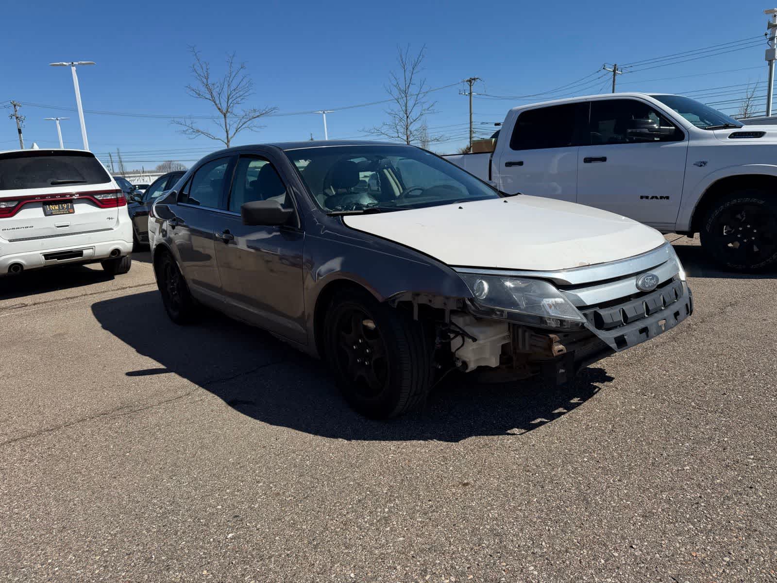 Thumbnail: 2010 Ford Fusion - 11