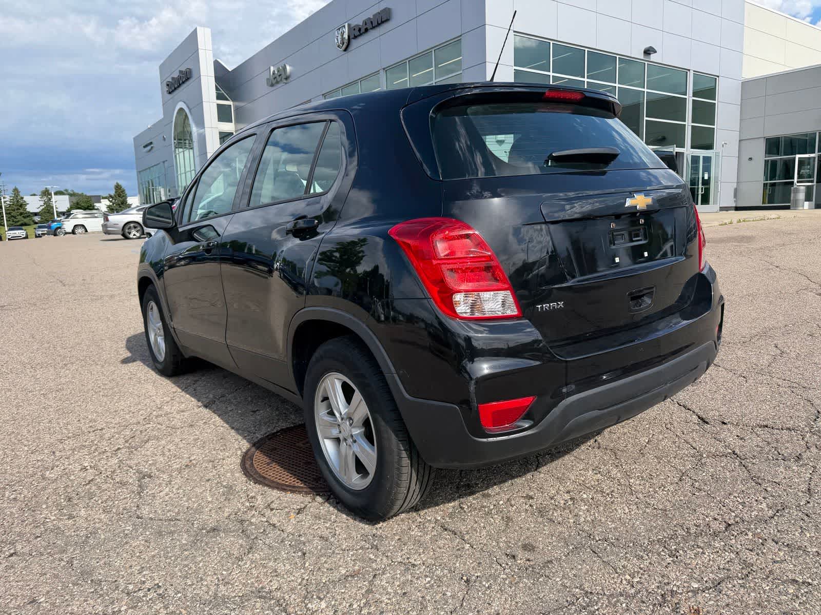 Thumbnail: 2020 Chevrolet Trax - 19
