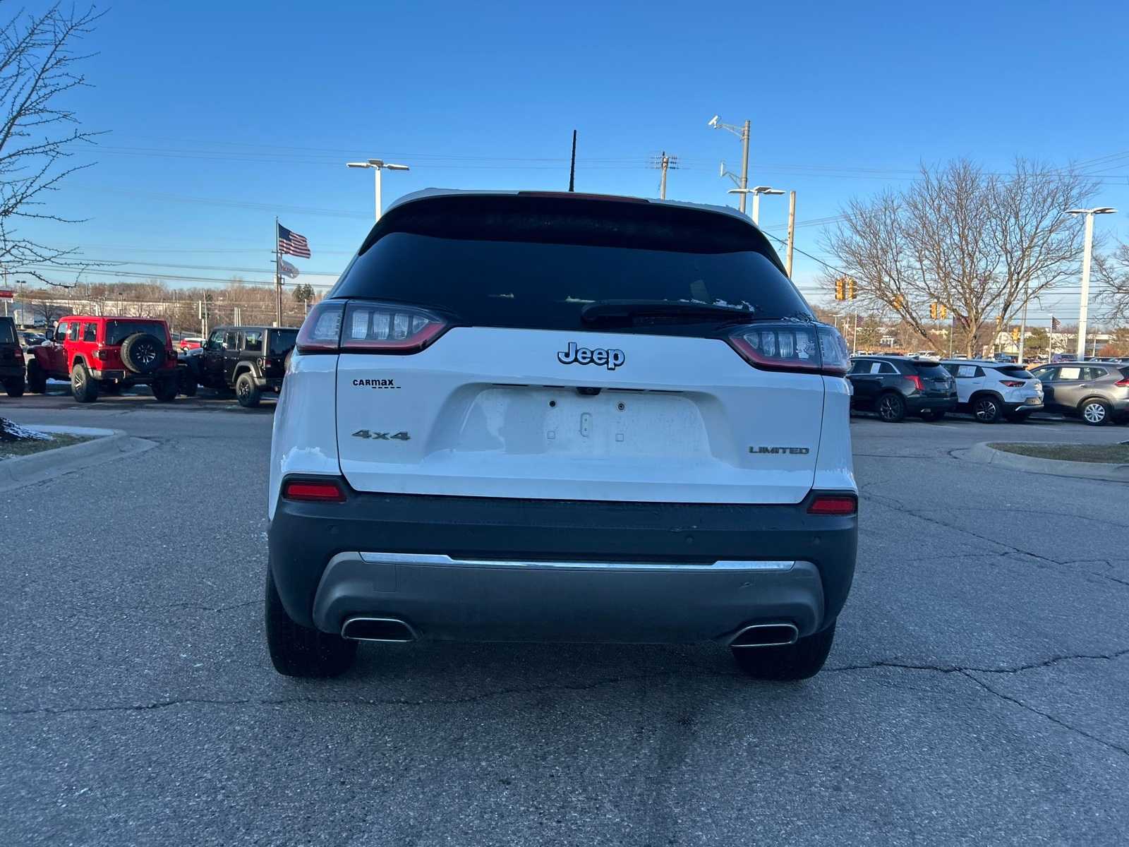 Thumbnail: 2019 Jeep Cherokee - 24