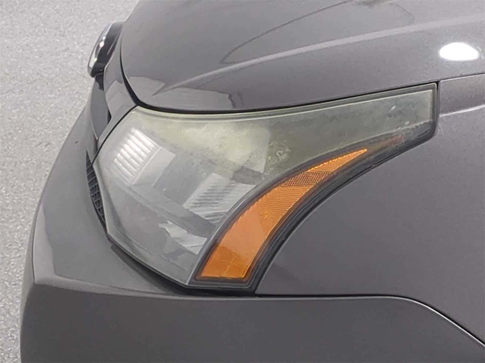 Thumbnail: 2010 Ford Focus - 11