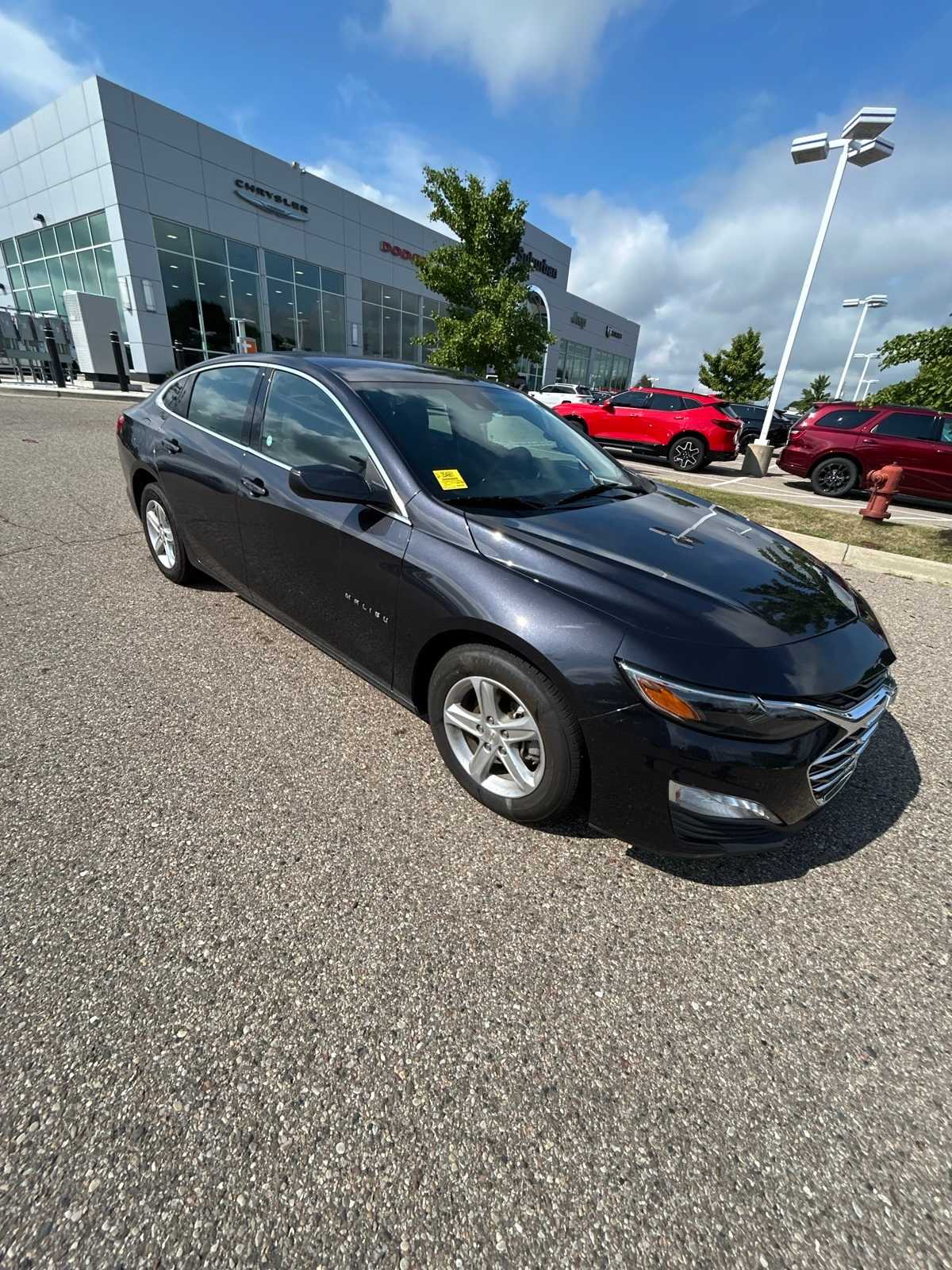 Thumbnail: 2023 Chevrolet Malibu - 9