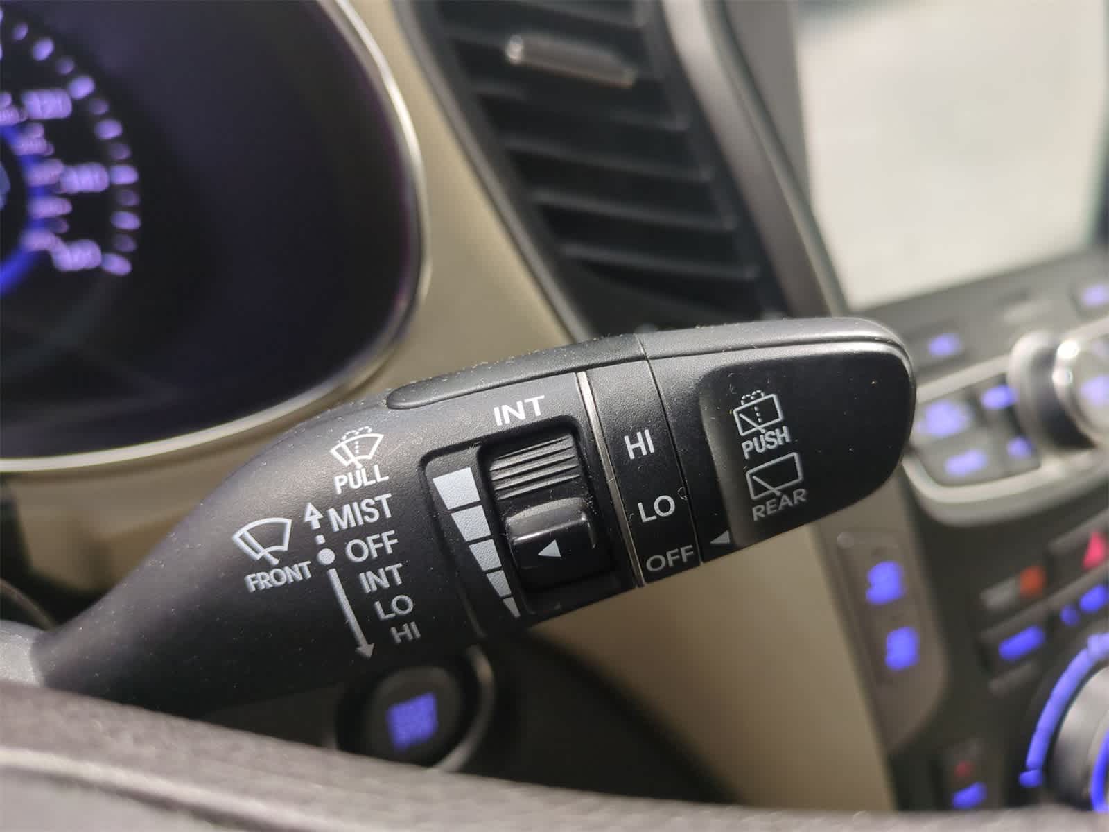 Thumbnail: 2014 Hyundai Santa Fe - 28