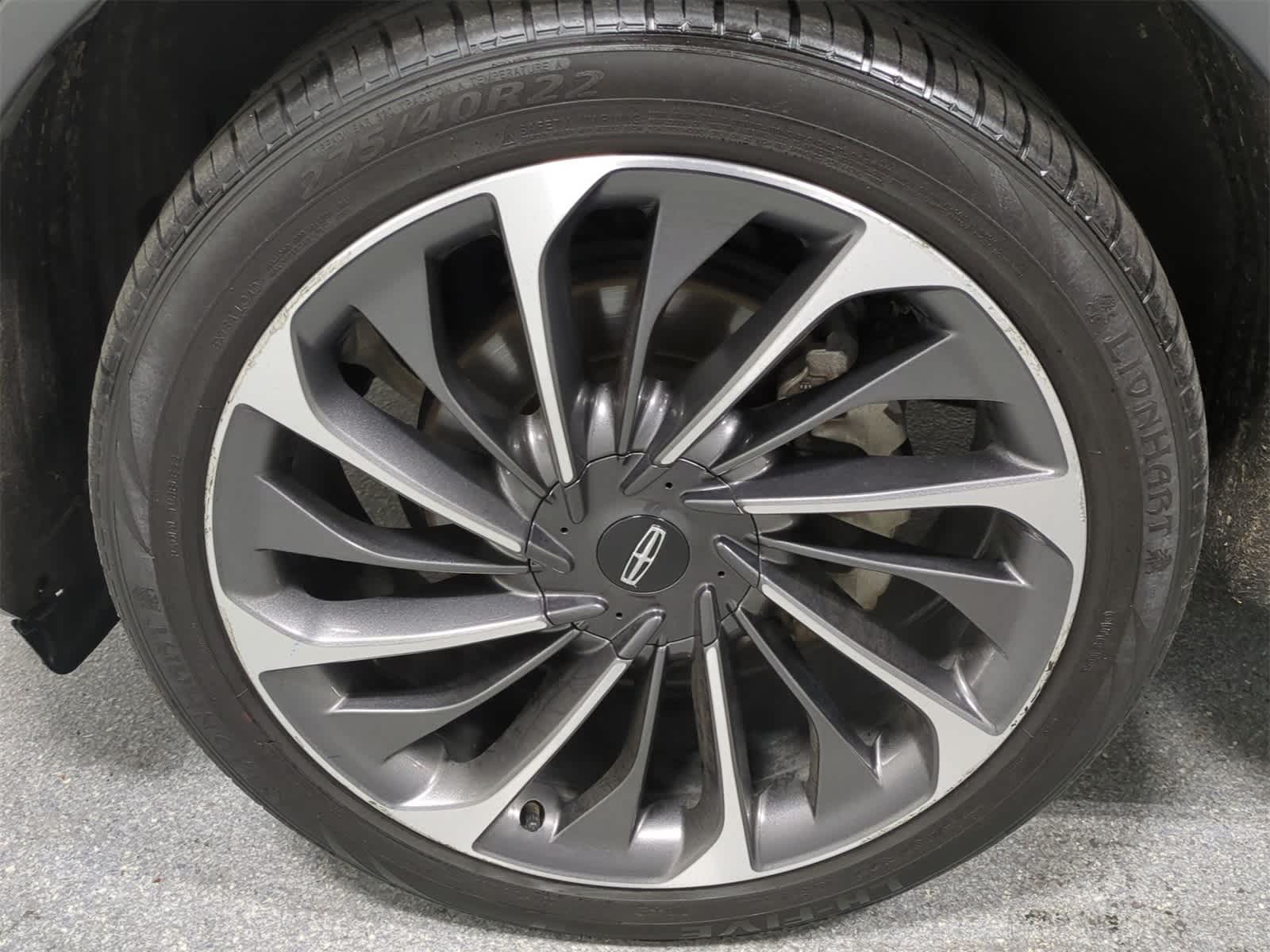 Thumbnail: 2020 Lincoln Aviator - 14