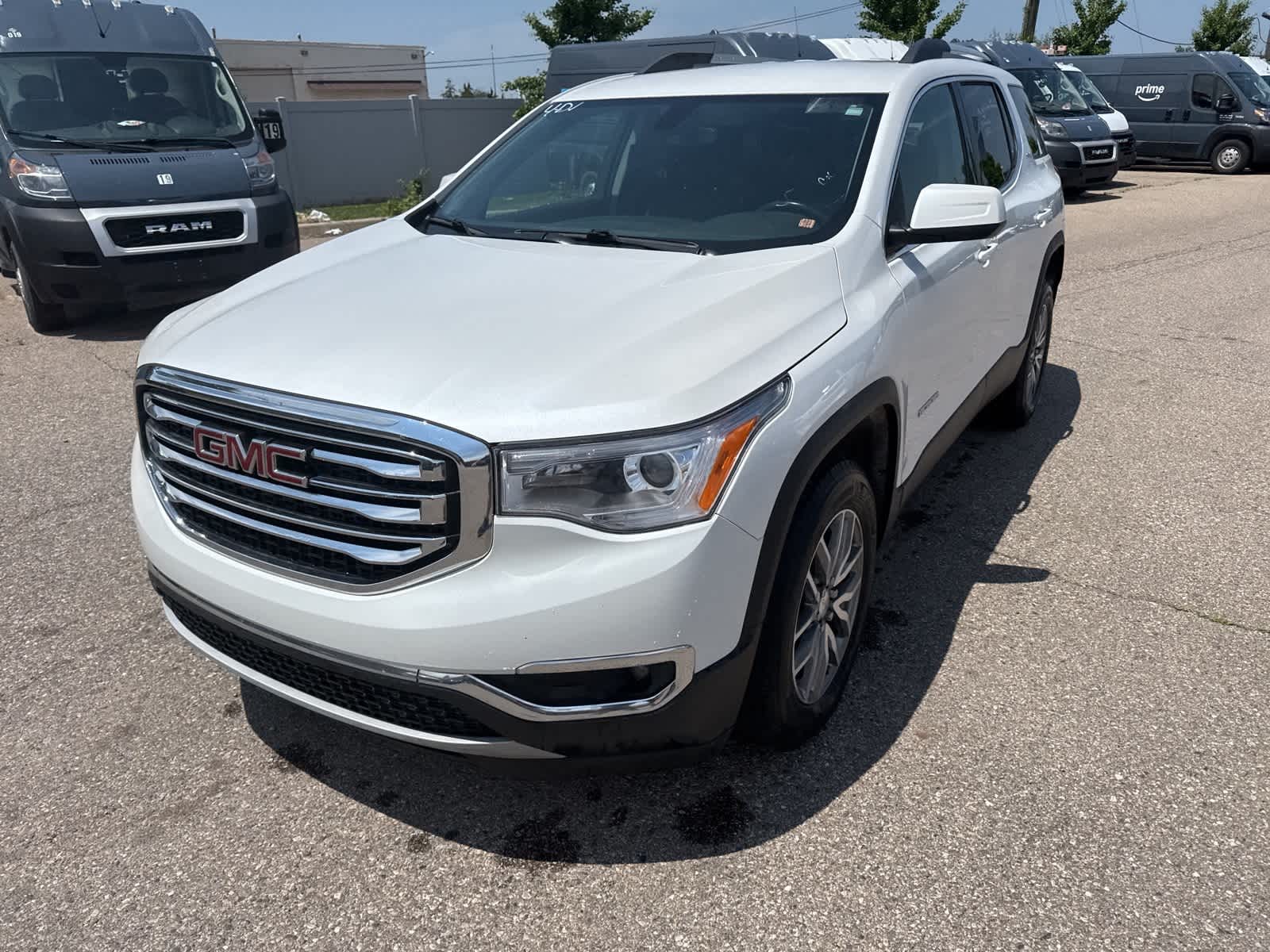 2019 GMC Acadia SLE 2