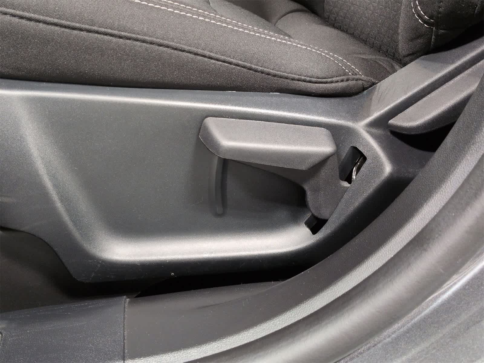 Thumbnail: 2025 Ford Escape - 18