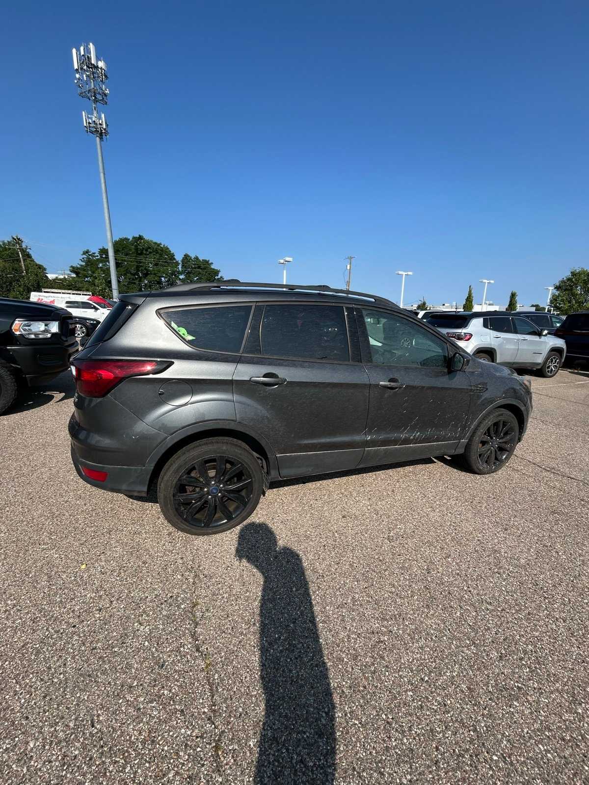 Thumbnail: 2019 Ford Escape - 12