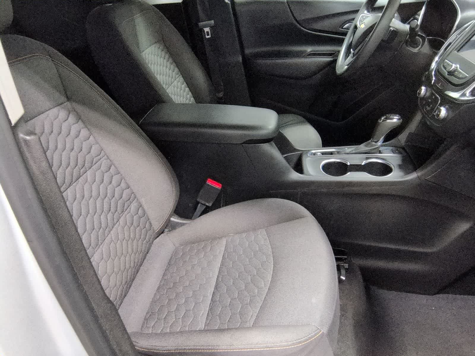 Thumbnail: 2021 Chevrolet Equinox - 22