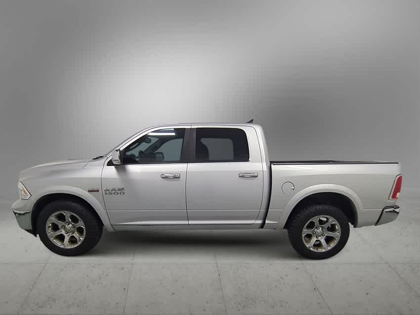 2016 RAM 1500 Laramie 5