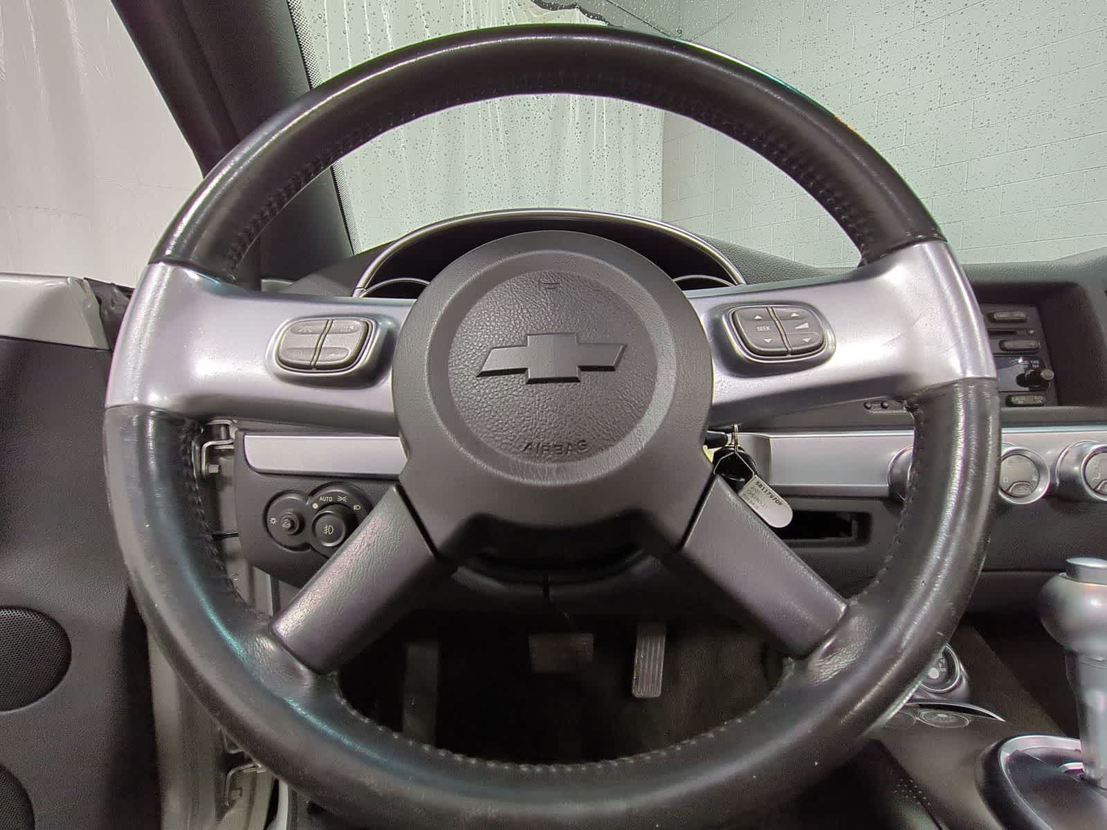 Thumbnail: 2005 Chevrolet SSR - 20