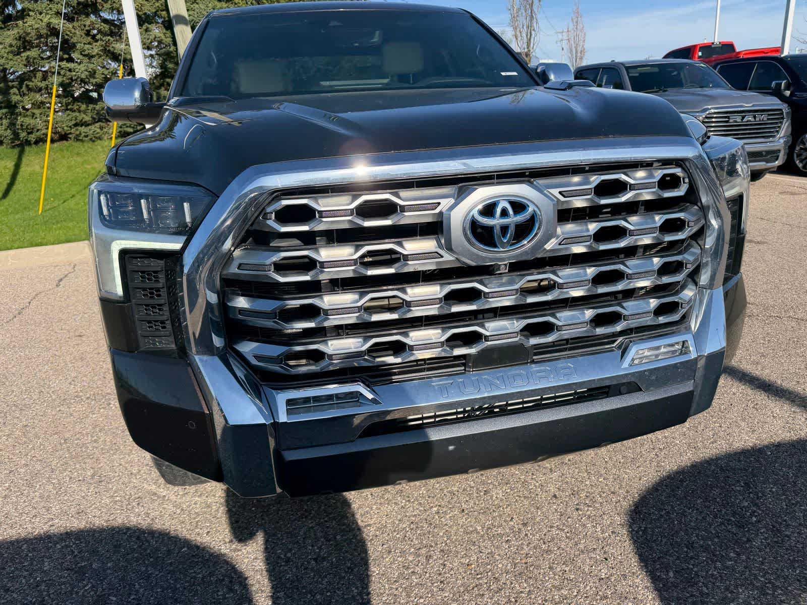 Thumbnail: 2022 Toyota Tundra - 6