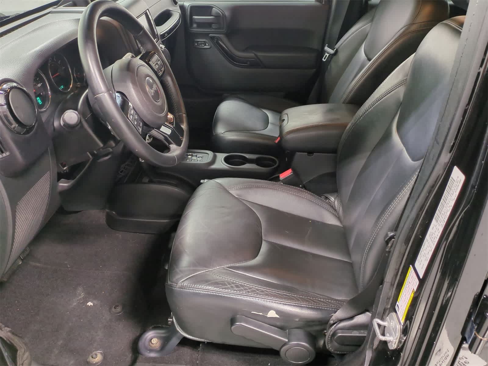 Thumbnail: 2014 Jeep Wrangler - 10