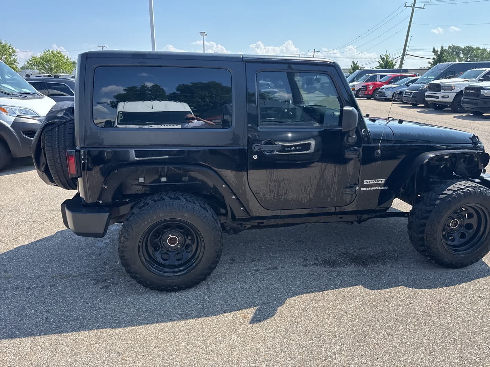 Thumbnail: 2014 Jeep Wrangler - 13