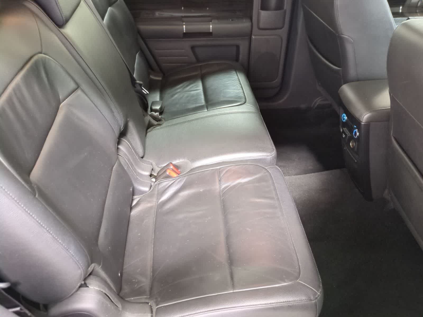 Thumbnail: 2019 Ford Flex - 20