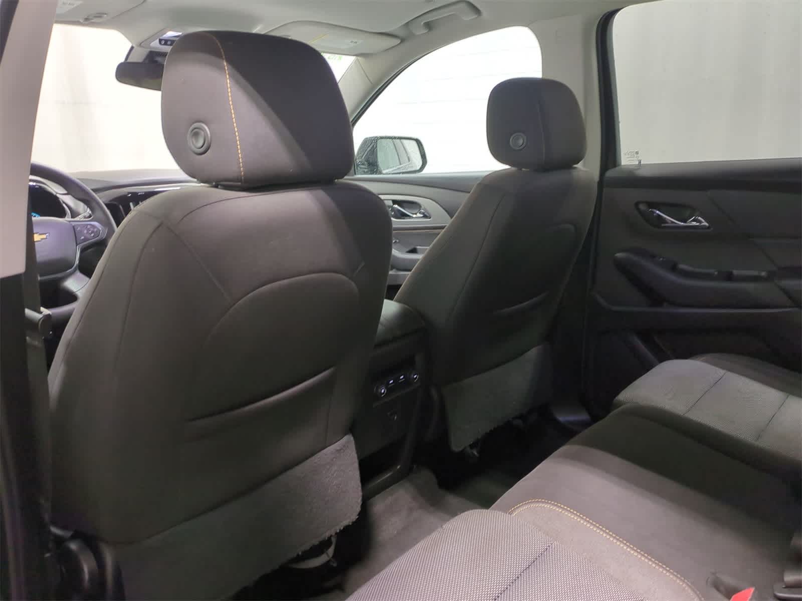Thumbnail: 2018 Chevrolet Traverse - 19