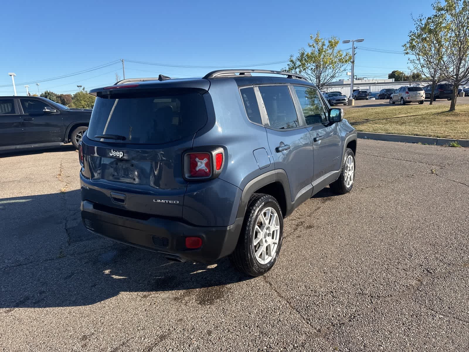 Thumbnail: 2021 Jeep Renegade - 19