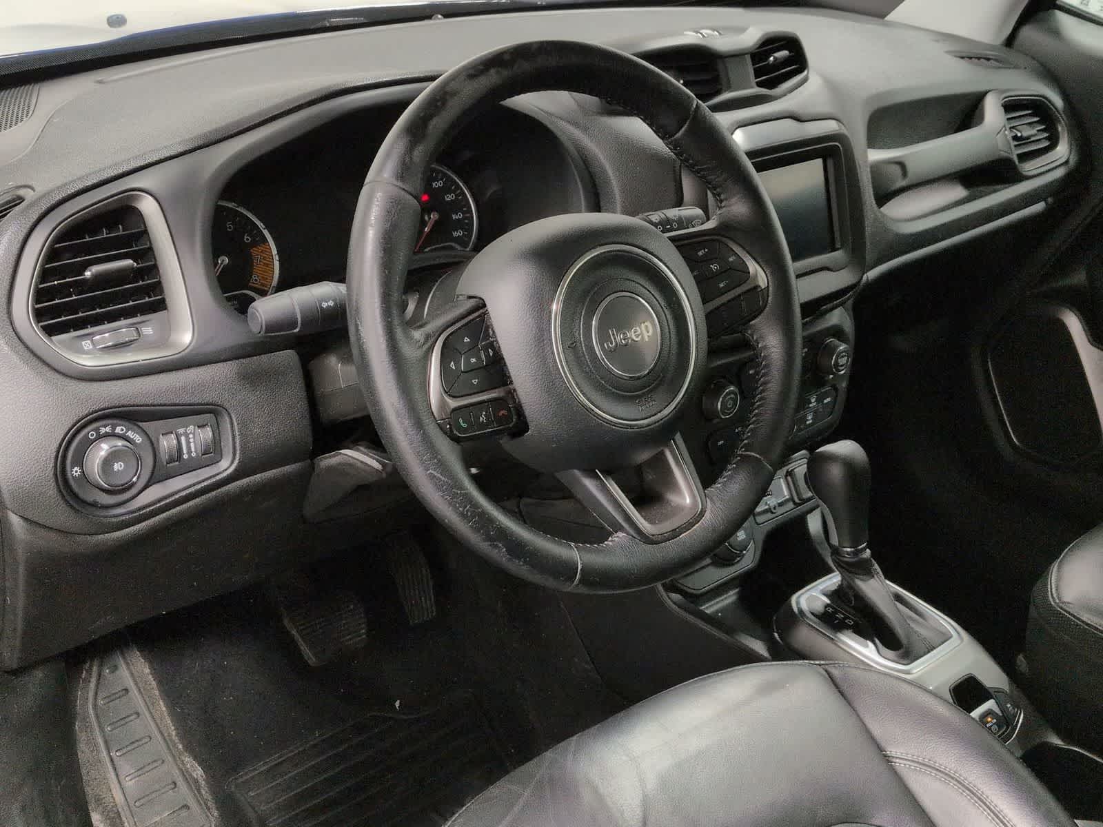 Thumbnail: 2020 Jeep Renegade - 10