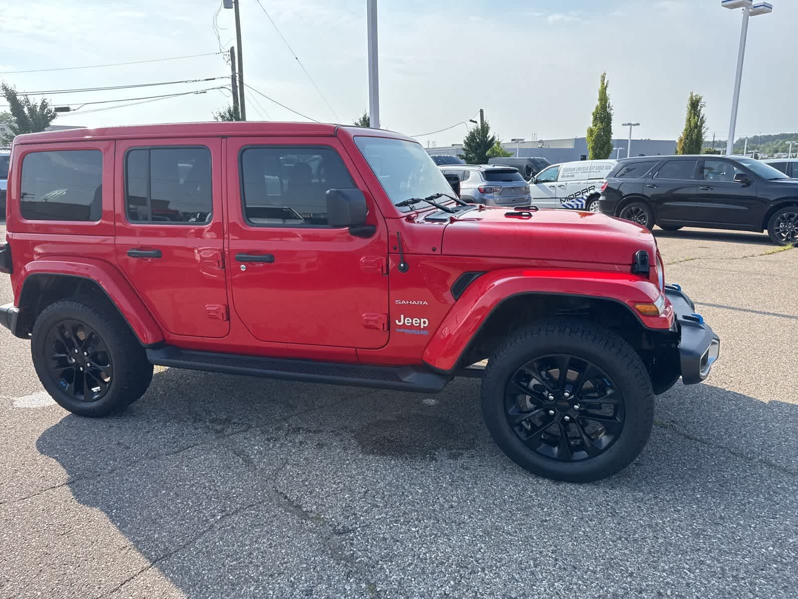 Thumbnail: 2022 Jeep Wrangler - 10
