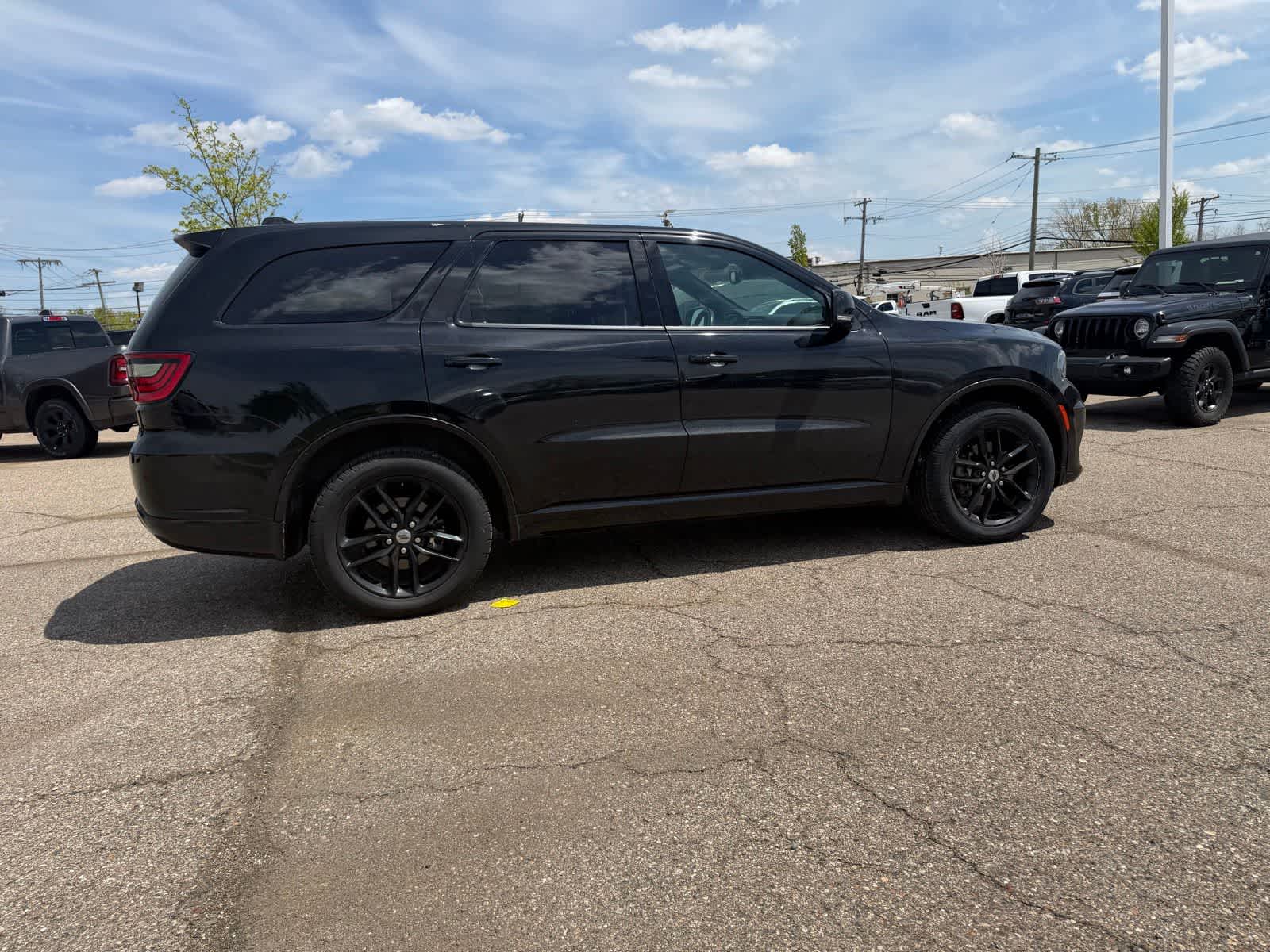 Thumbnail: 2022 Dodge Durango - 16