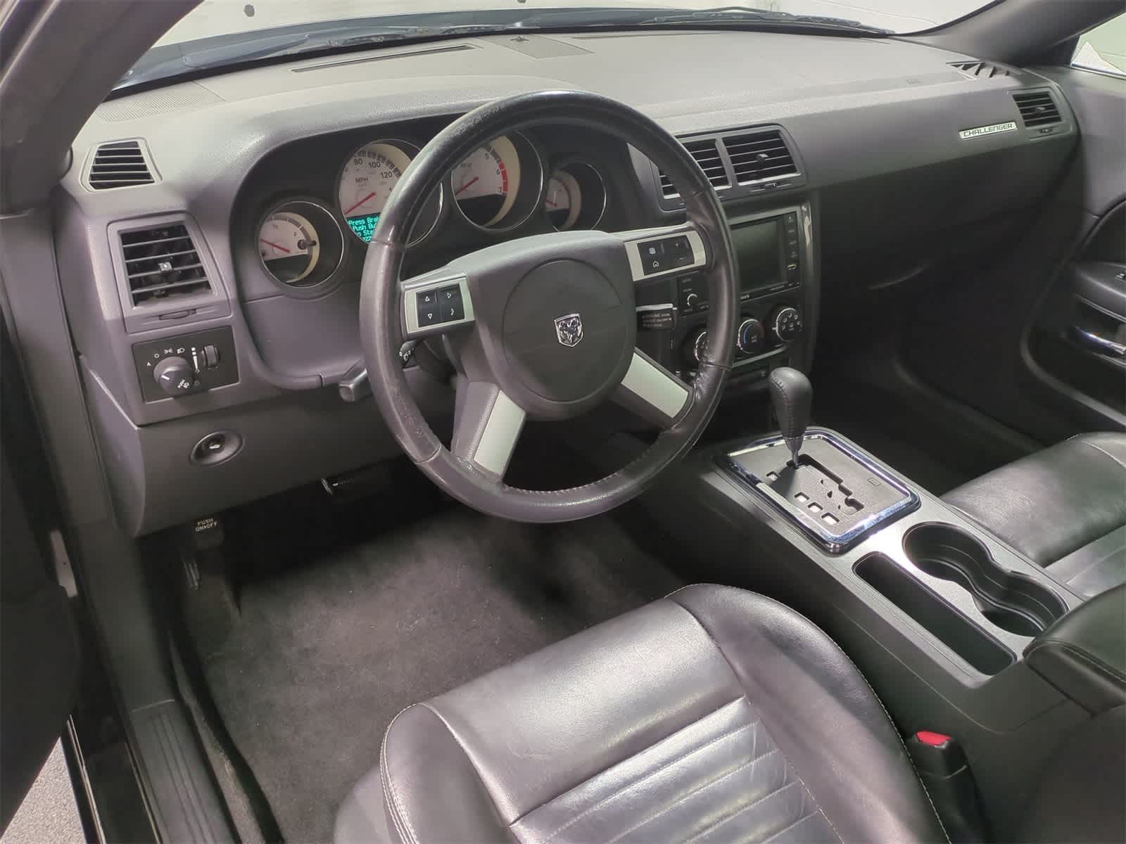Thumbnail: 2010 Dodge Challenger - 10