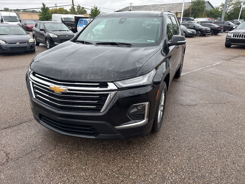 Certified 2023 Chevrolet Traverse LT Cloth SUV